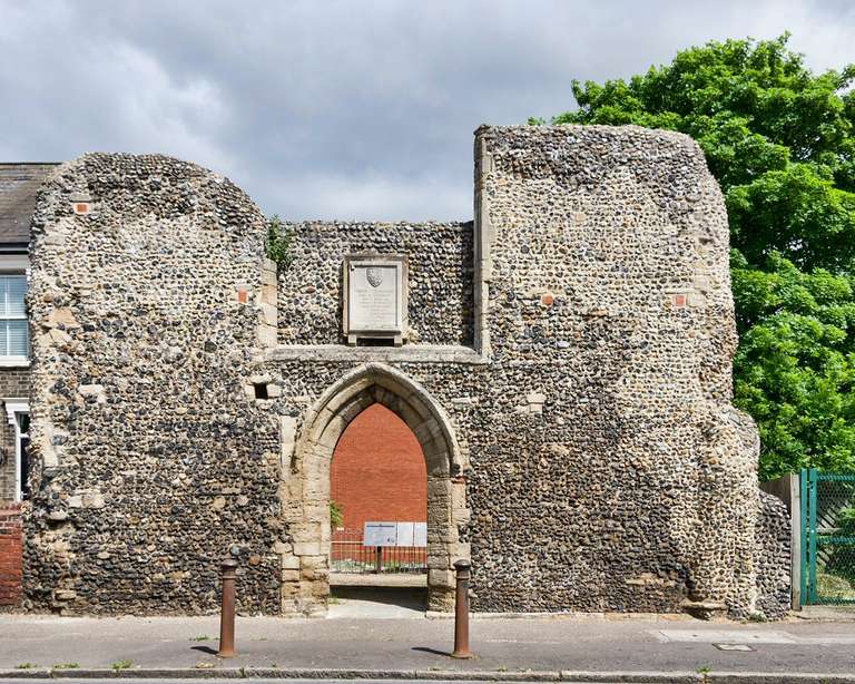 St Saviours Hopsital ruins